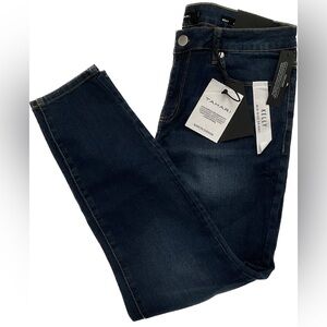 Tahari Slim Blue Jeans Modern Style
